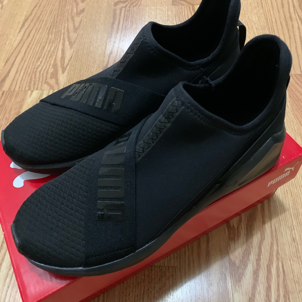 Puma slip on sneaker